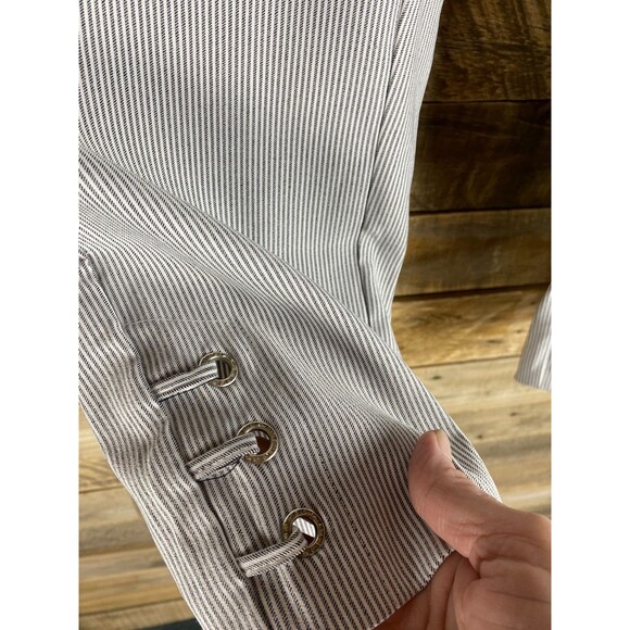 Jessica Riley Plus Sz 1X  Gray Pin Stripe Stretch Capri Pants Decorated Cuffs - Picture 5 of 10